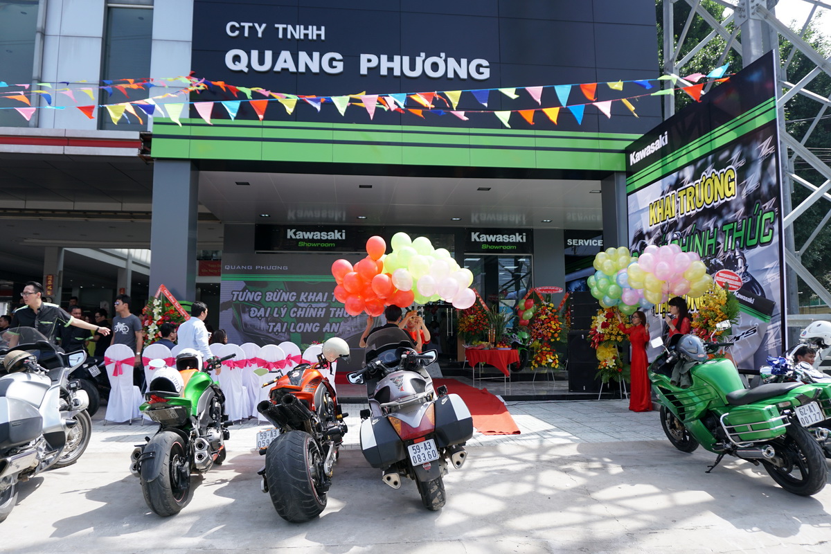 Khai trương showroom mô tô PKL Kawasaki Long An