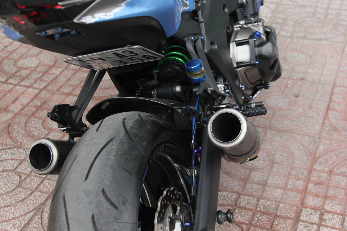 Tân trang Kawasaki Z1000 đón năm mới_5