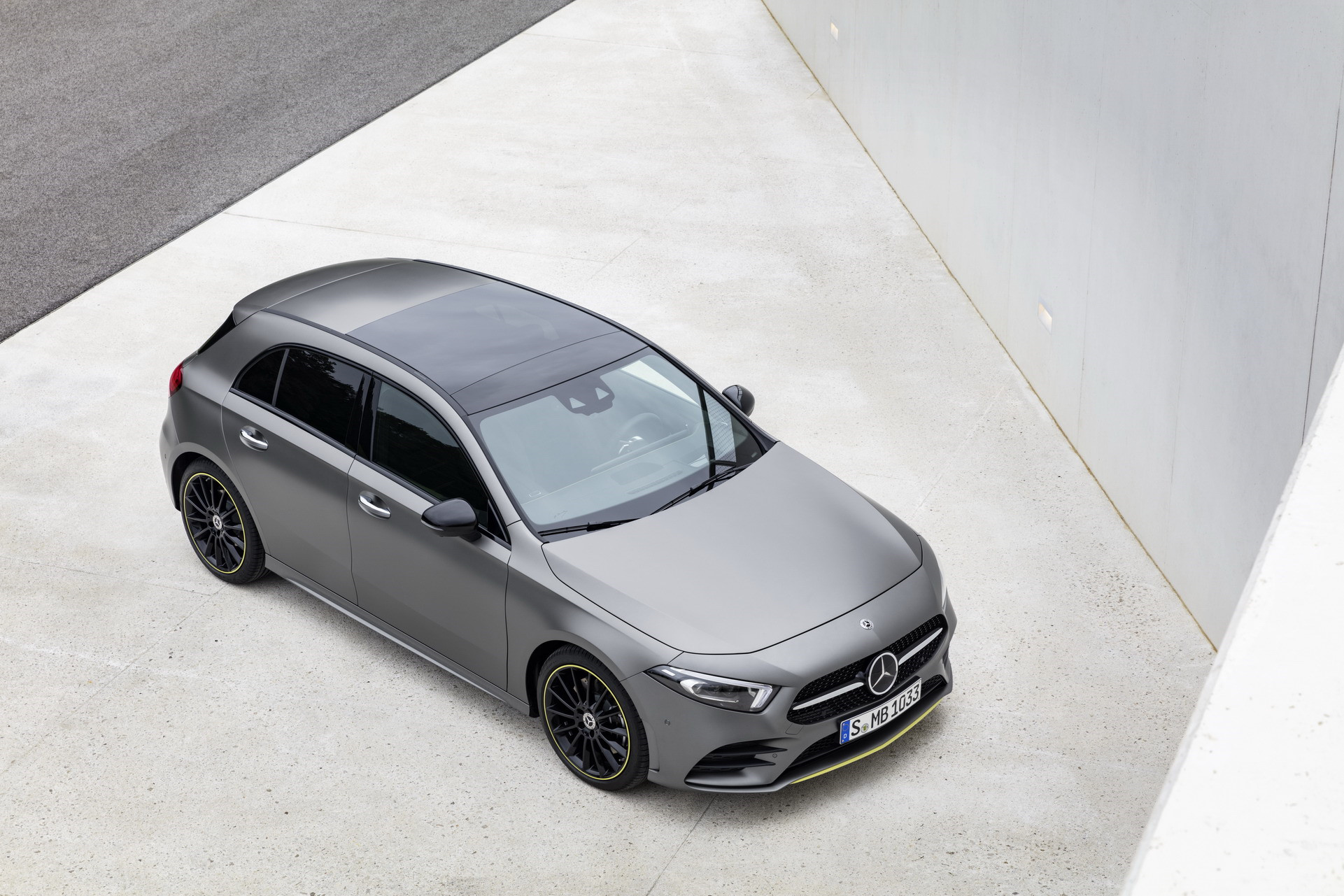 Mercedes-Benz-A-Class-the-he-moi-co-them-ban-PHEV-va-EV-anh-5