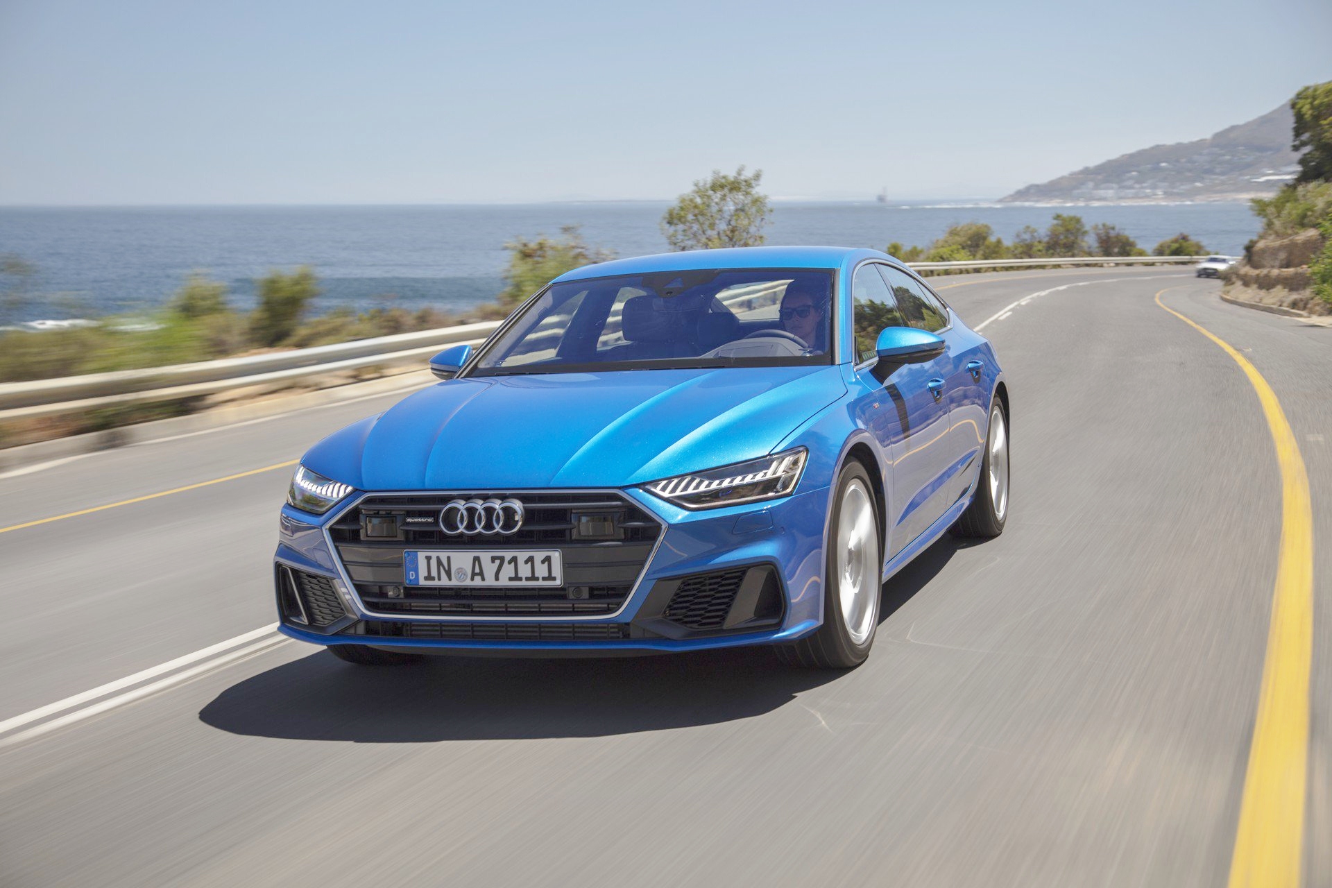 Audi A7 Sportback 2019 mạnh 335 mã lực, giá từ 68.000 USD