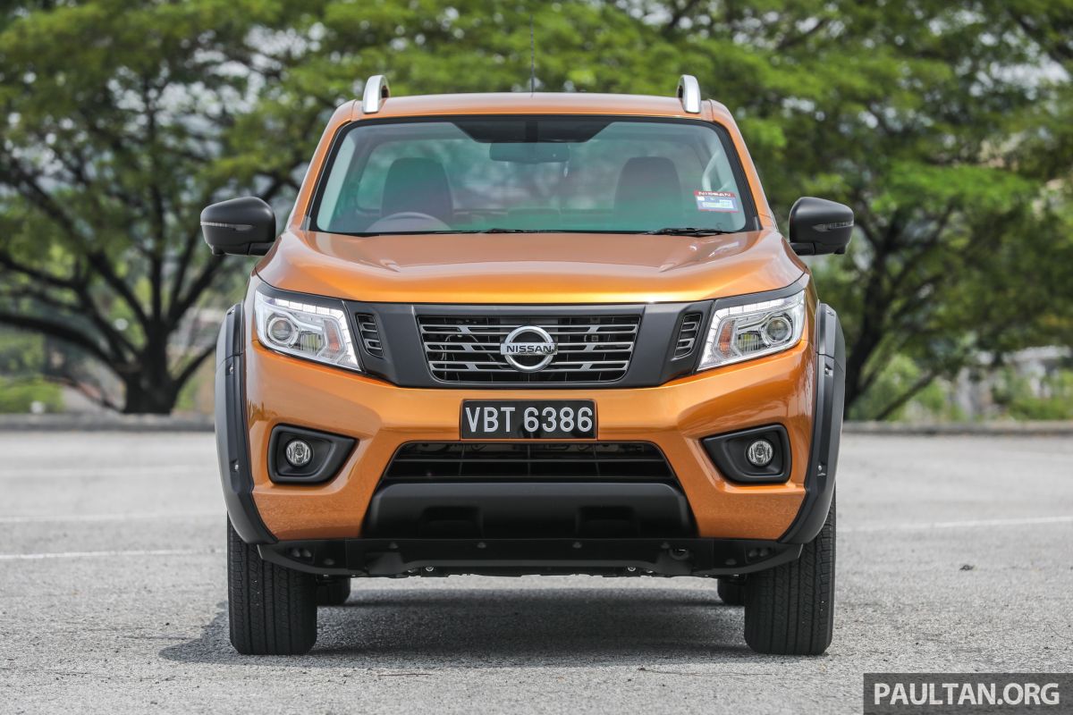 Ban-tai-cao-cap-Nissan-Navara-VL-Plus-trang-bi-cong-nghe-tranh-goc-hep-anh-4