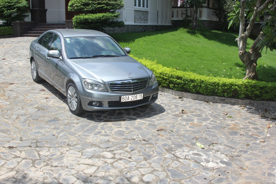 Mercedes-Benz-C200-Kompressor-Dep-va-sang-nhu-thuo-ban-dau-anh-15