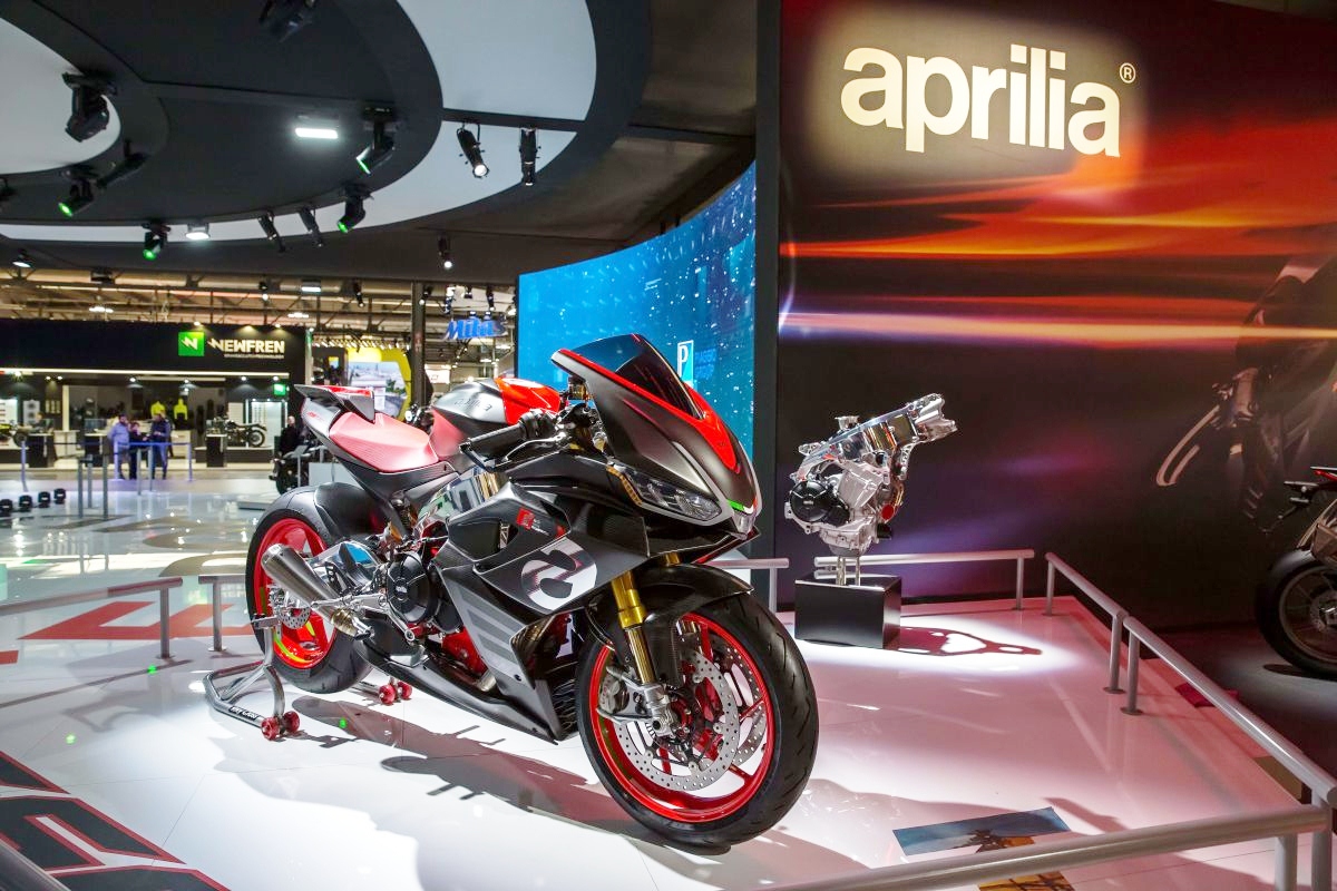 EICMA 2018: Sportbike đường phố Aprilia RS 660 ứng dụng thiết kế xe đua