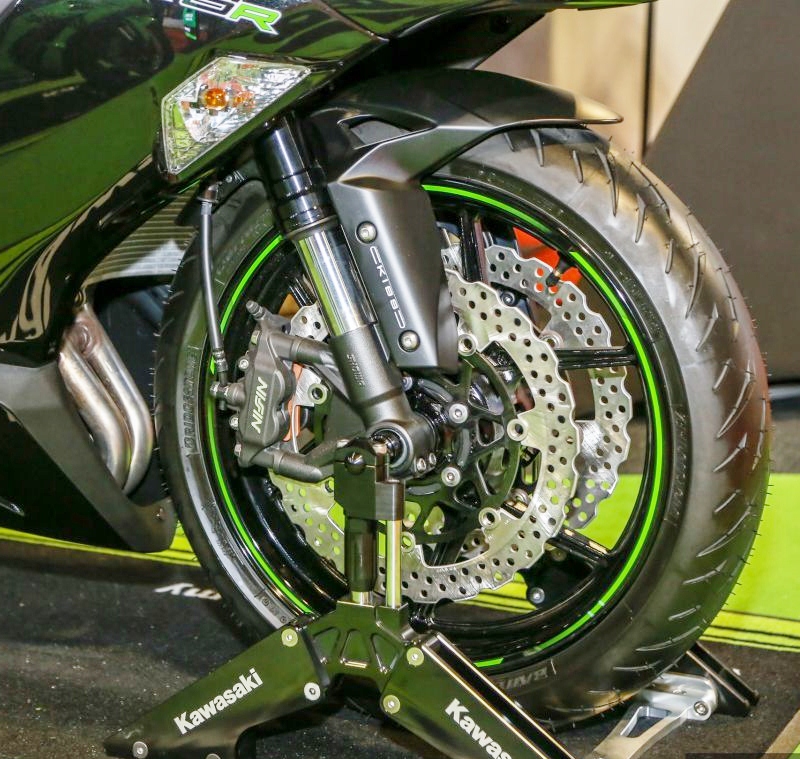 Kawasaki-ZX-6R-2019-anh-6