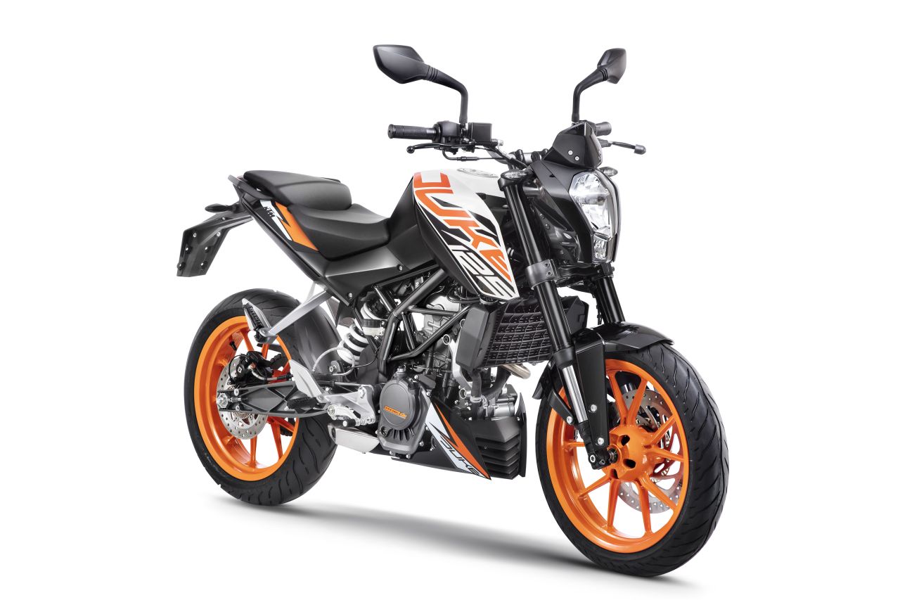 KTM 125 Duke 2018 vững tay lái hơn nhờ ABS