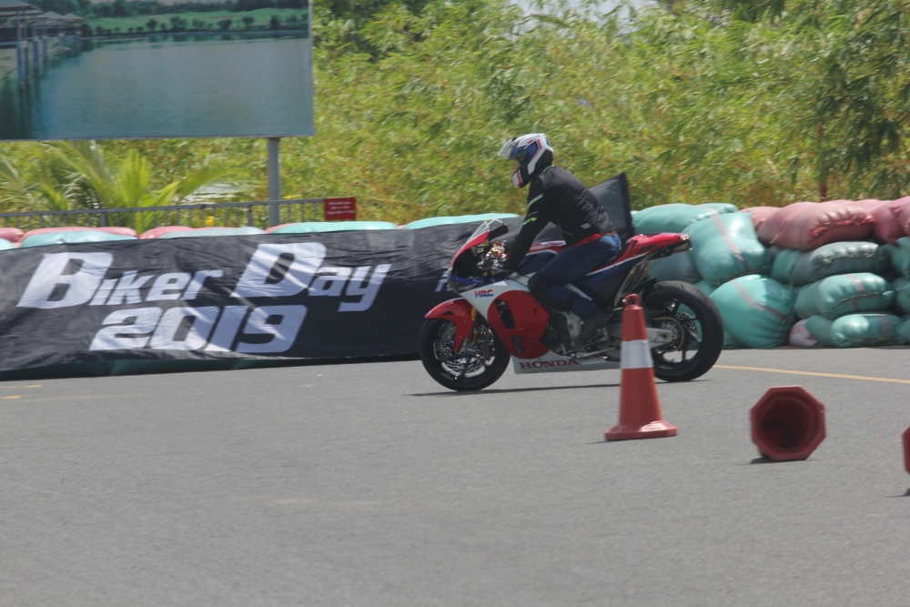 Lai-thu-mo-to-Honda-RC213V-S-2019-anh-3