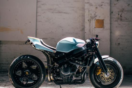 honda-cbr-954rr-do-xe-retro-fighter-cafe-racer-wenley-andrews-anh2