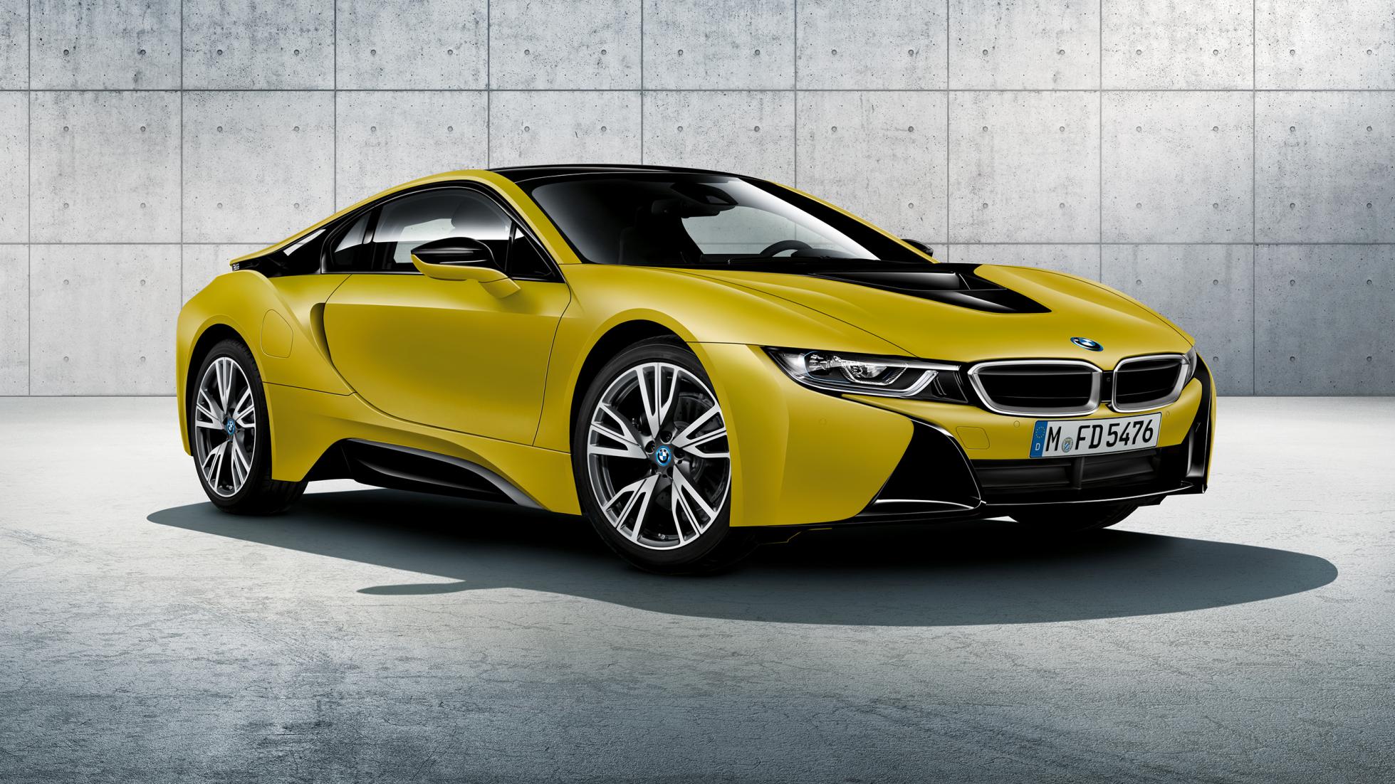 “Khám xét” siêu xe BMW i8 phiên bản đặc biệt