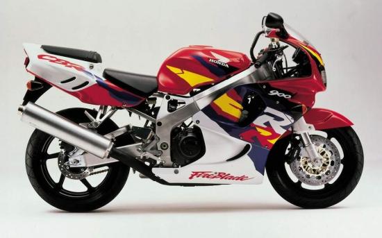 honda-cbr-900rr-fireblade-1996-anh3