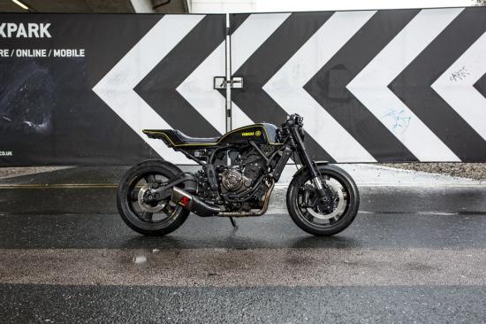 rough-crafts-do-xe-yamaha-xsr700-cafe-racer-anh3