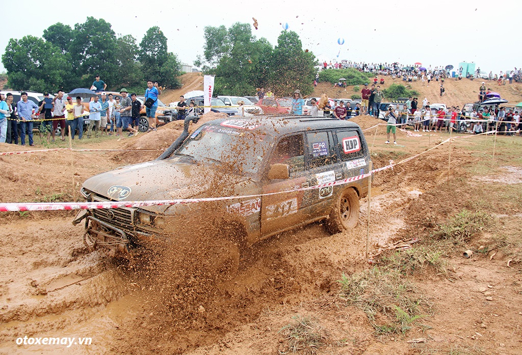 Những pha off-road "vỡ mồm" ở VOC2017