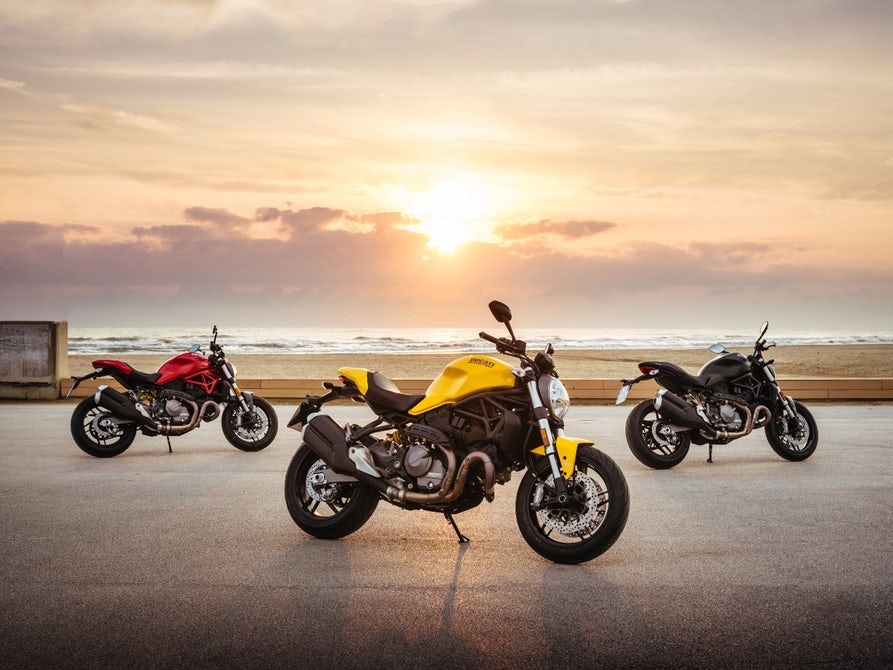 Ducati Monster 821 ra mẫu sinh nhật 25 năm