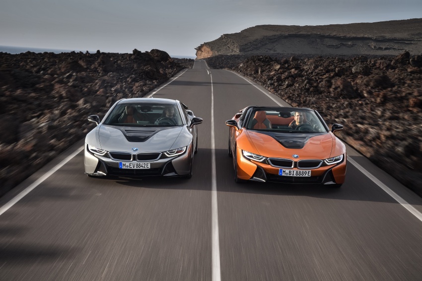 BMW trình làng hai mẫu i8 mới tại triển lãm xe hơi L.A