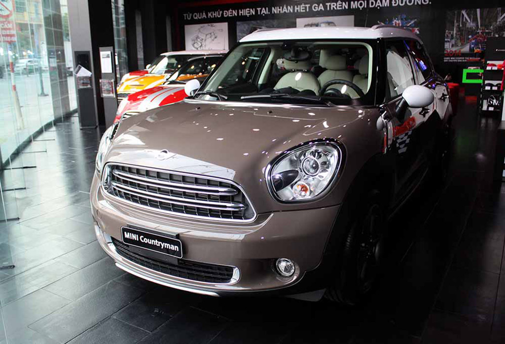 MINI Countryman thế hệ mới có giá từ 1,5 tỷ đồng